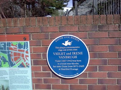 Blue plaque in Southernhay, Exeter