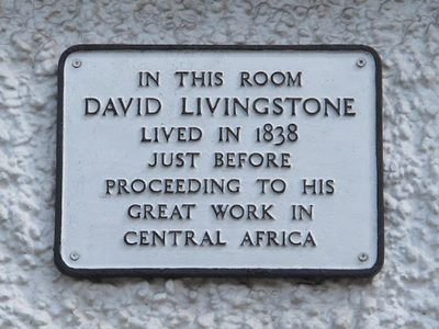 Plaque on Livingstone Cottages, High Street, Chipping Ongar (2)