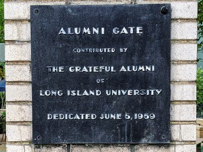 LIU Alumni Gate