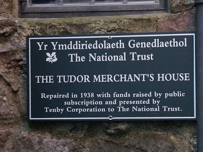 Tudor Merchant's House, Tenby