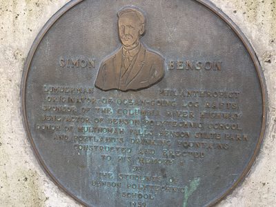 Simon Benson