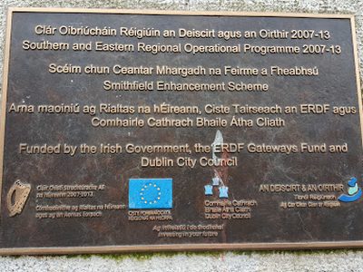 Clar Oibriucain Reigiuin and Deiscrit agus an Oirthi