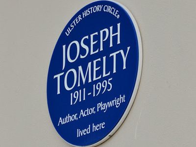 Joseph Tomelty plaque, Portaferry