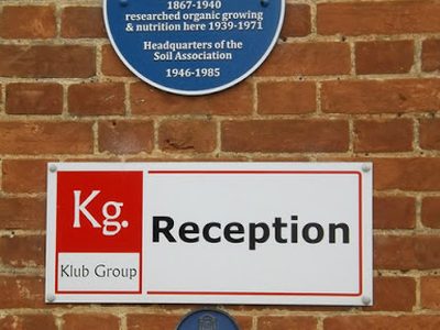 Plaques on Walnut Tree Manor