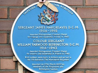 Blue plaque: James Hargreaves and William Yarwood Bebbington