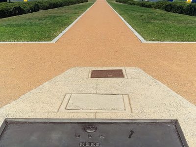 First Reigning Monarch To Visit Australia
