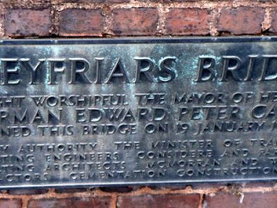 Greyfriars Bridge plaque, Hereford