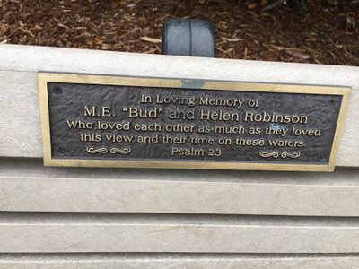 In Loving Memory of Bud and Helen Robinson