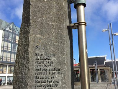 Ingólfur Arnarson´s Seat Pillars
