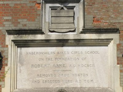 Plaque for former Haberdashers' Aske's Girls School