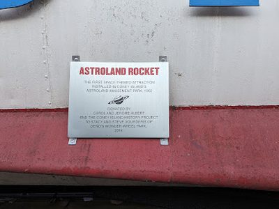 Astroland Rocket