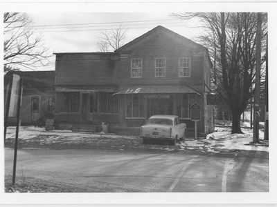 Underhill Store