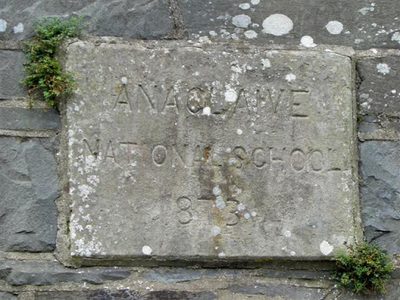 Plaque, Anaglaive National School