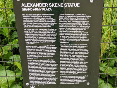 Alexander Skene Statue