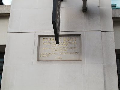 Plaque to Ferenc Liszt