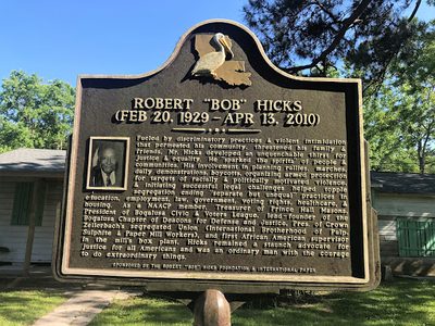 Robert "Bob" Hicks