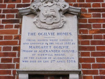 Plaque on the Ogilvie Homes Building