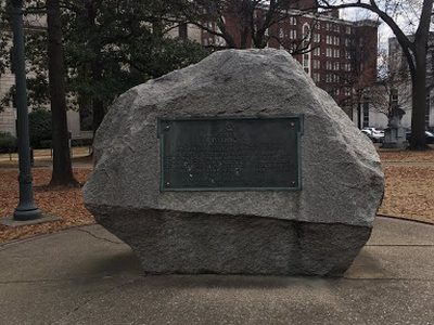 Linn Park War Memorials
