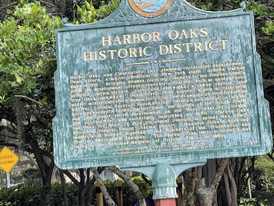 Harbor Oaks Historic District
