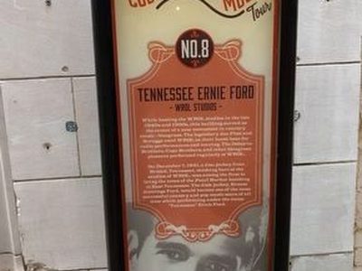Tennessee Ernie Ford - WROL Studios
