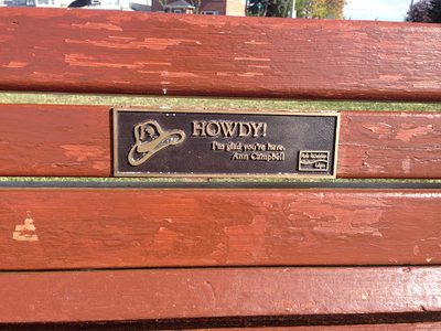 Howdy !