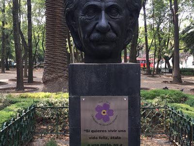 Einstein in Mexico City
