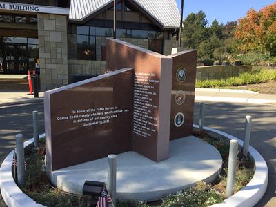 Lafayette War Memorial