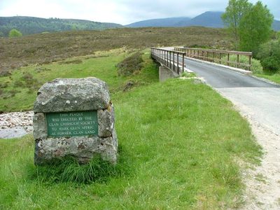 Plaque by the Chisholm Bridge
