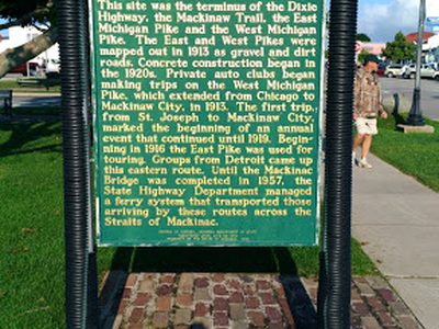 MACKINAW CITY