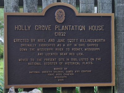 Holly Grove Plantation House