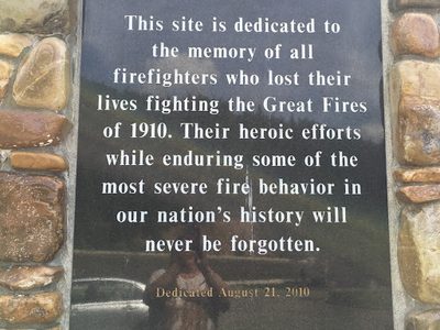 1910 Firefighters Memorial