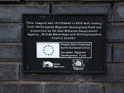 Commemorative panel on the towpath