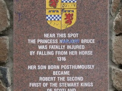 The Marjory Bruce Cairn: plaque