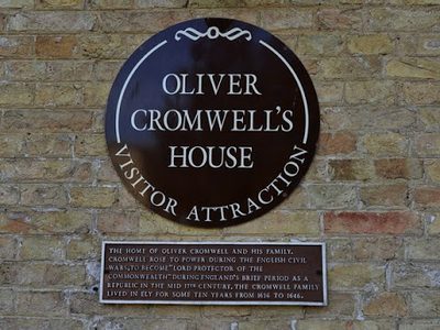 Ely: Oliver Cromwell's House; Information Plaque