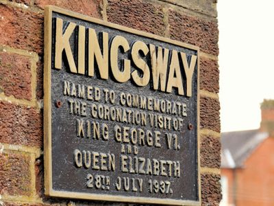"Kingsway" plaque, Dunmurry