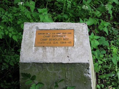 Plaque marking former entrance to Camp Bewdley No. 2, Burlish Top, near Stourport-on-Severn