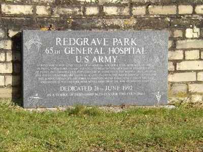 Plaque at the entrance to Redgrave Park
