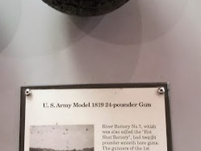 U.S. Army Model 1819 24-pounder Gun