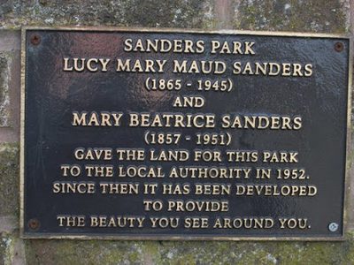 Plaque at main entrance to Sanders Park, Kidderminster Road, Bromsgrove, Worcs