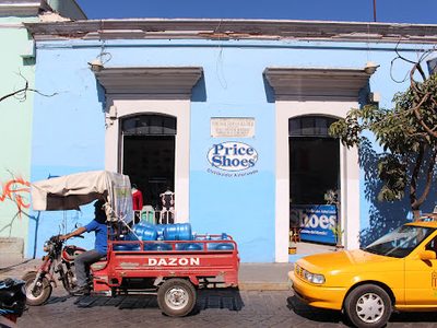 Macedonio Alcalá home