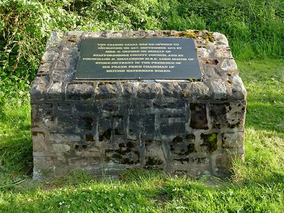 Commemorative plaque by Cheddleton Top Lock, Staffordshire