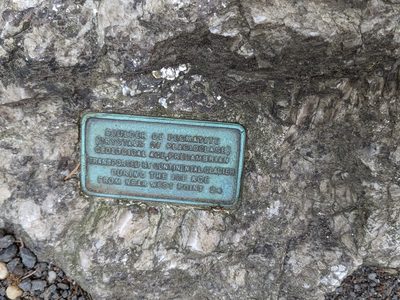 Boulder of Pecmatite