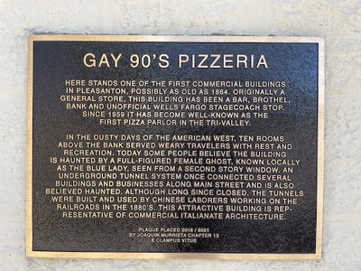GAY 90'S PIZZERIA
