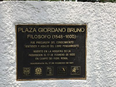 Plaza Giordano Bruno