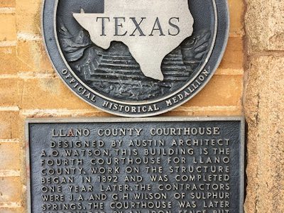 Llano County Courthouse