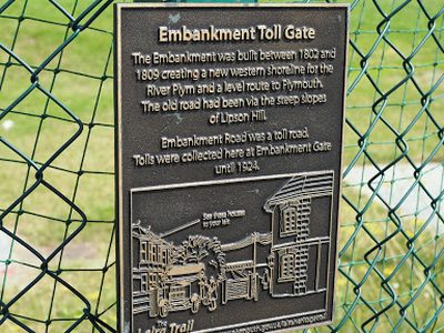 Laira  Trail marker