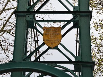 Plaque on the suspension footbridge, Pitlochry