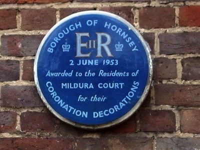 Plaque, Mildura Court flats, Hornsey