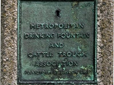 Plaque on drinking fountain