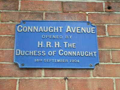 Plaque